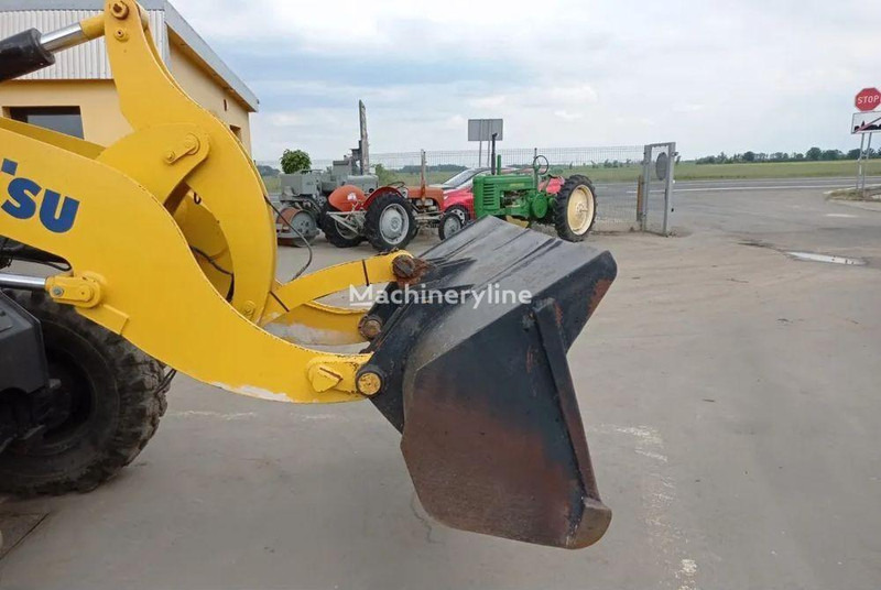 Komatsu WA 90-6 wheel loader - Chargeuse sur pneus: photos 4 Komatsu WA 90-6 wheel loader - Chargeuse sur pneus: photos 4