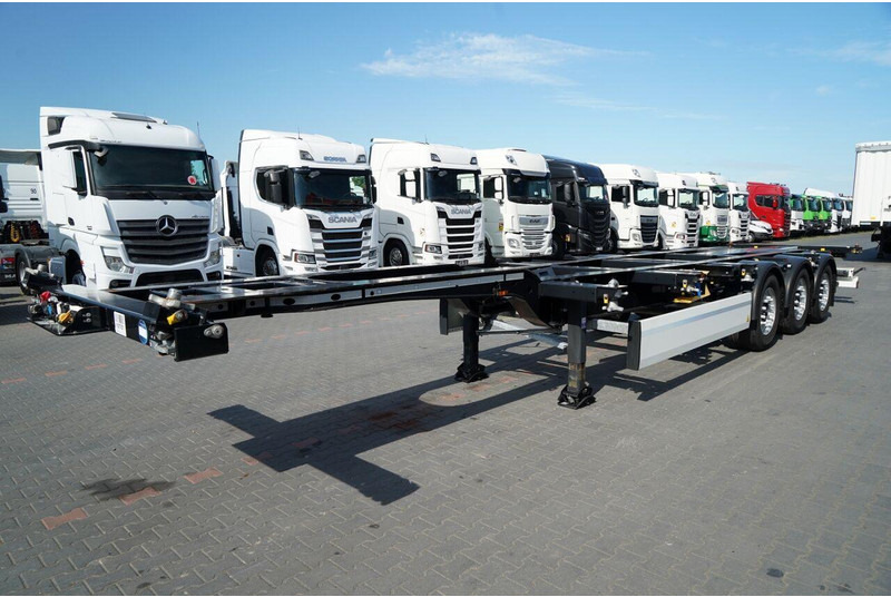 Krone NACZEPA PODKONTENEROWA / MAŁO UŻYWANA / UNIWERSALNA / 2023 ROK - Semi-remorque porte-conteneur/ Caisse mobile: photos 3 Krone NACZEPA PODKONTENEROWA / MAŁO UŻYWANA / UNIWERSALNA / 2023 ROK - Semi-remorque porte-conteneur/ Caisse mobile: photos 3