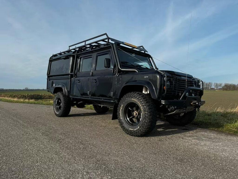 Land Rover Defender 130 - Off road 4x4 - SUV: photos 2 Land Rover Defender 130 - Off road 4x4 - SUV: photos 2