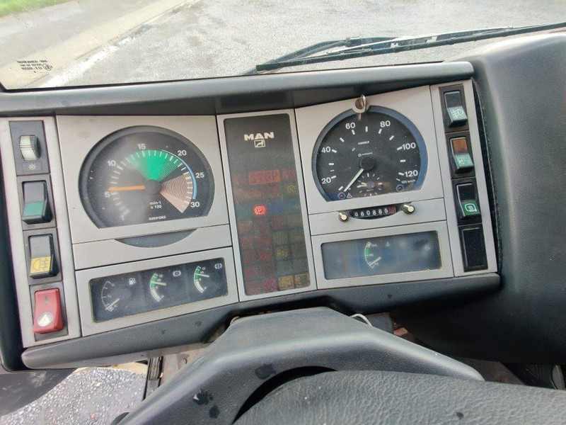 Remorqueuse MAN 12.224 - Towing truck: photos 16