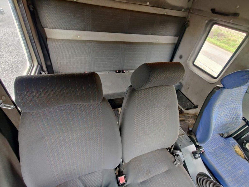 Remorqueuse MAN 12.224 - Towing truck: photos 14