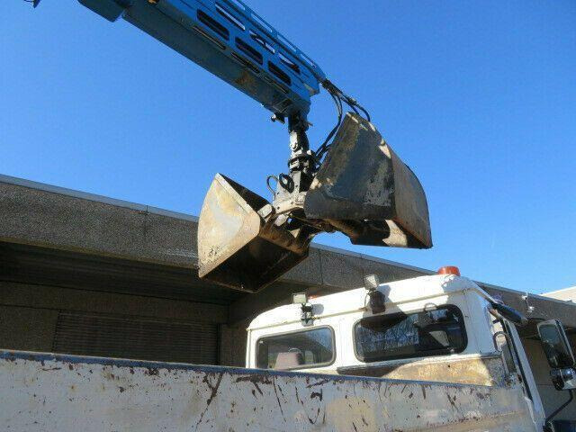 MAN 18.28 - Camion benne, Camion grue: photos 5 MAN 18.28 - Camion benne, Camion grue: photos 5