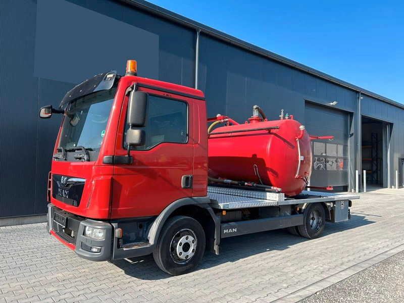 MAN TGL 8.180 - Vacuum truck - Camion hydrocureur: photos 1 MAN TGL 8.180 - Vacuum truck - Camion hydrocureur: photos 1