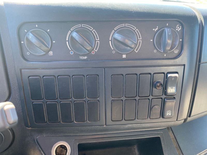 MAN TGL 8.210 M Tipper + Crane Hiab - crédit-bail MAN TGL 8.210 M Tipper + Crane Hiab: photos 17