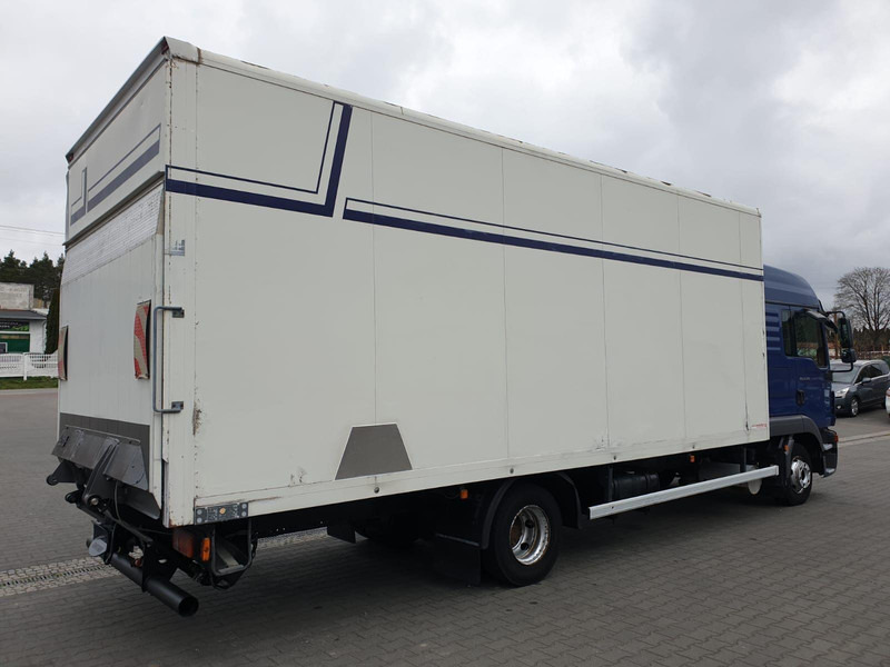 MAN TGL 8.220 EURO 5 CONTAINER+LIFT - Camion fourgon: photos 4 MAN TGL 8.220 EURO 5 CONTAINER+LIFT - Camion fourgon: photos 4
