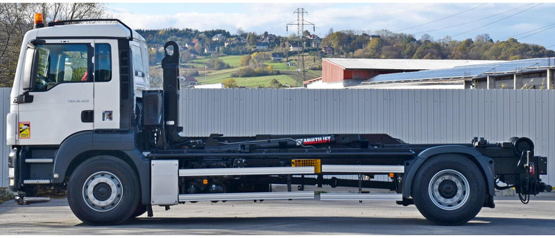 MAN TGS 18.320 Abrollkipper * Top Zustand! - Camion ampliroll: photos 3 MAN TGS 18.320 Abrollkipper * Top Zustand! - Camion ampliroll: photos 3