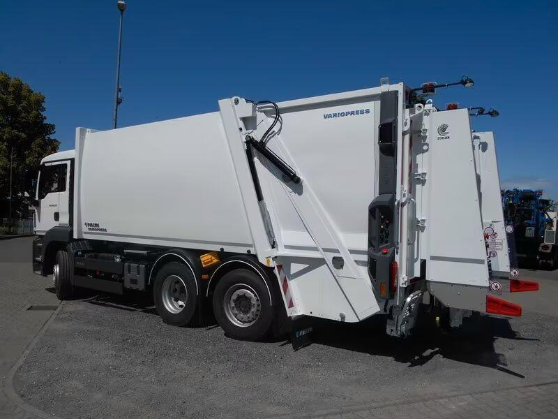 MAN TGS 26.330 - Garbage truck - Benne à ordures ménagères: photos 4 MAN TGS 26.330 - Garbage truck - Benne à ordures ménagères: photos 4