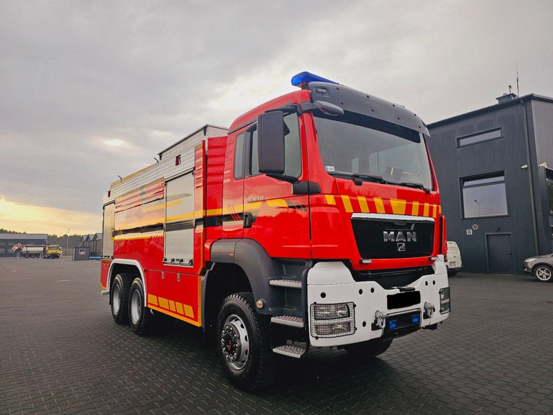 MAN TGS 26.440 Fire truck 6x6 - Camion de pompier: photos 2 MAN TGS 26.440 Fire truck 6x6 - Camion de pompier: photos 2