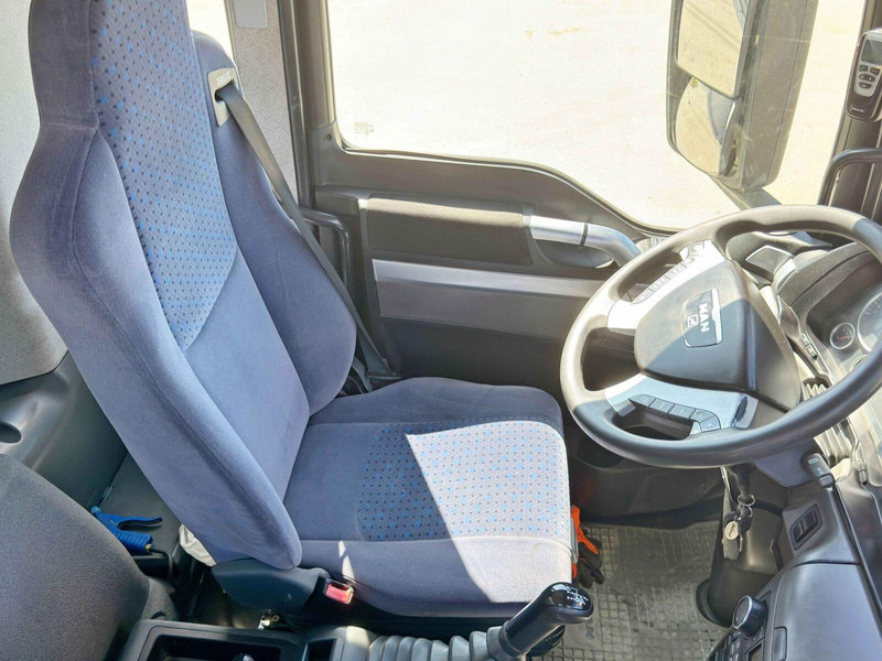 MAN TGS 33.360*KIPPER 4,95 m *PK 15002 * 6x4 - crédit-bail MAN TGS 33.360*KIPPER 4,95 m *PK 15002 * 6x4: photos 12