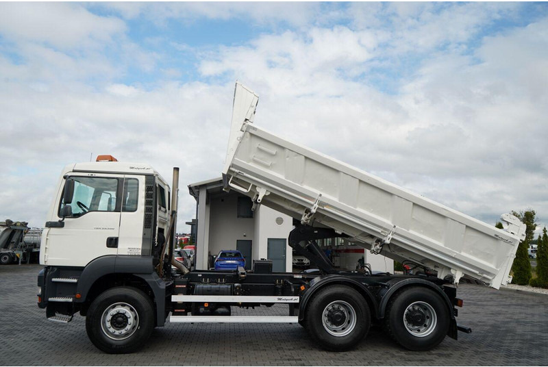 MAN TGS 33.390 - Camion benne: photos 3 MAN TGS 33.390 - Camion benne: photos 3