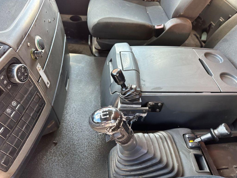 Camion benne MAN TGS 41.440 8x4 BB: photos 8 Camion benne MAN TGS 41.440 8x4 BB: photos 8