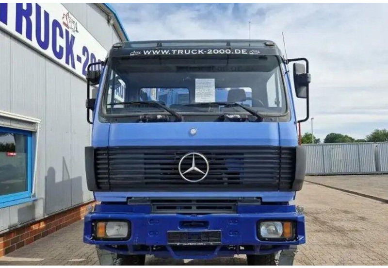 Mercedes-Benz 1831 4x4 Betonvágó - Travaux routiers: photos 4 Mercedes-Benz 1831 4x4 Betonvágó - Travaux routiers: photos 4