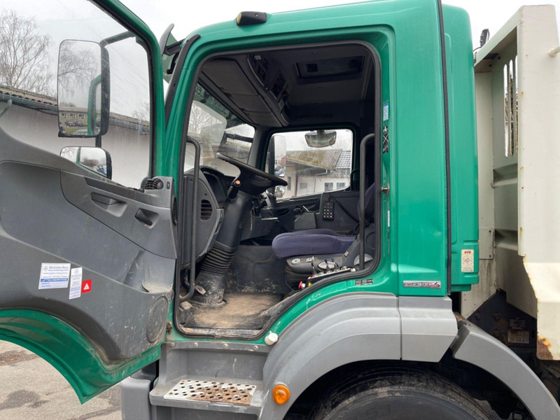 Camion porte-conteneur/ Caisse mobile, Camion grue Mercedes-Benz 1833 Absetzkipper Bluetec 5 Klima 2 Hand Orig Km: photos 17 Camion porte-conteneur/ Caisse mobile, Camion grue Mercedes-Benz 1833 Absetzkipper Bluetec 5 Klima 2 Hand Orig Km: photos 17