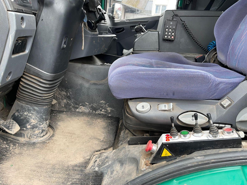 Mercedes-Benz 1833 Absetzkipper Bluetec 5 Klima 2 Hand Orig Km - Camion porte-conteneur/ Caisse mobile, Camion grue: photos 4 Mercedes-Benz 1833 Absetzkipper Bluetec 5 Klima 2 Hand Orig Km - Camion porte-conteneur/ Caisse mobile, Camion grue: photos 4