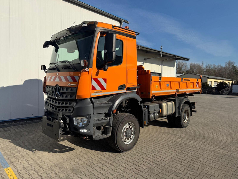 Mercedes-Benz 2036 AK 4x4 3-Way Meiller Tipper Crane HIAB XS088BS-2HiDuo - Camion benne, Camion grue: photos 1 Mercedes-Benz 2036 AK 4x4 3-Way Meiller Tipper Crane HIAB XS088BS-2HiDuo - Camion benne, Camion grue: photos 1