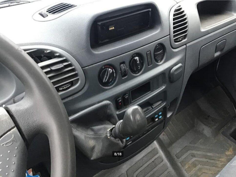 Tracteur routier BE Mercedes-Benz 413 CDI BE Mini Trekker + Workshop Trailer: photos 17 Tracteur routier BE Mercedes-Benz 413 CDI BE Mini Trekker + Workshop Trailer: photos 17