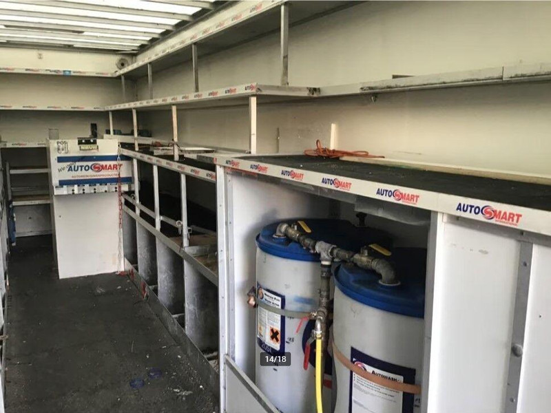 Tracteur routier BE Mercedes-Benz 413 CDI BE Mini Trekker + Workshop Trailer: photos 8 Tracteur routier BE Mercedes-Benz 413 CDI BE Mini Trekker + Workshop Trailer: photos 8