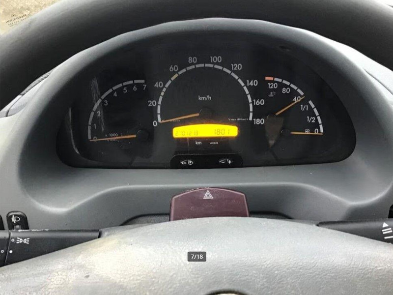 Tracteur routier BE Mercedes-Benz 413 CDI BE Mini Trekker + Workshop Trailer: photos 16 Tracteur routier BE Mercedes-Benz 413 CDI BE Mini Trekker + Workshop Trailer: photos 16