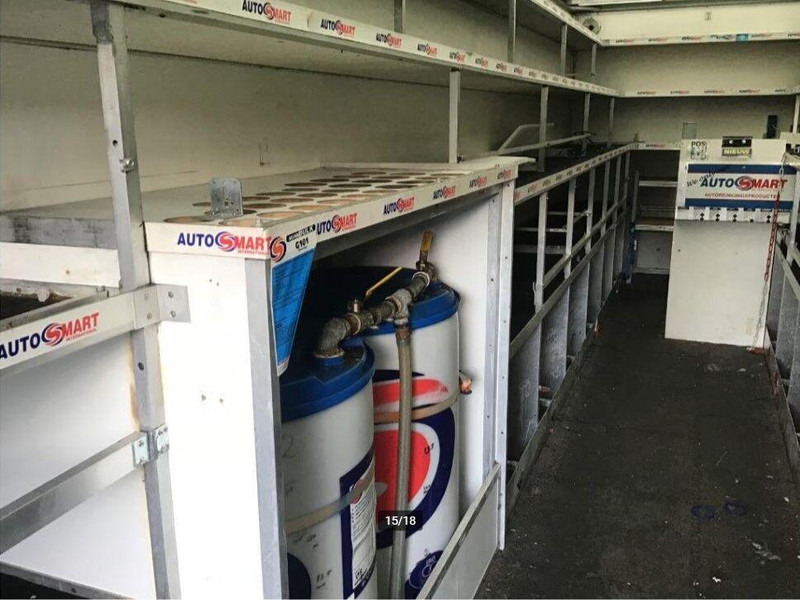 Tracteur routier BE Mercedes-Benz 413 CDI BE Mini Trekker + Workshop Trailer: photos 9 Tracteur routier BE Mercedes-Benz 413 CDI BE Mini Trekker + Workshop Trailer: photos 9