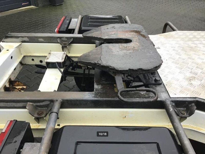 Tracteur routier BE Mercedes-Benz 413 CDI BE Mini Trekker + Workshop Trailer: photos 12 Tracteur routier BE Mercedes-Benz 413 CDI BE Mini Trekker + Workshop Trailer: photos 12