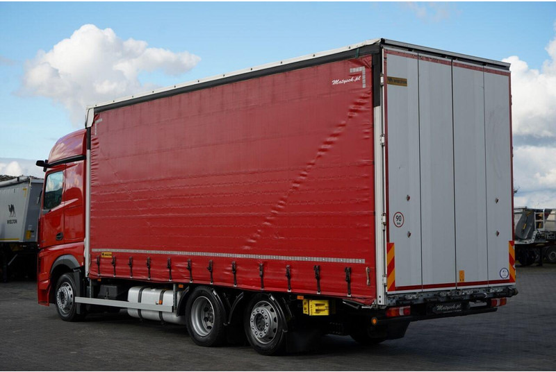 Mercedes-Benz ACTROS 2545 / SOLÓWKA / 6x2 / OŚ PODNOSZONA / BIG SPACE / WIELT - Camion à rideaux coulissants: photos 3 Mercedes-Benz ACTROS 2545 / SOLÓWKA / 6x2 / OŚ PODNOSZONA / BIG SPACE / WIELT - Camion à rideaux coulissants: photos 3