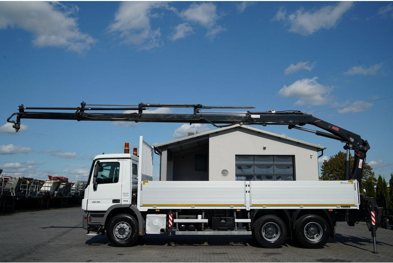 Mercedes-Benz ACTROS 2636 / 6x4 / SKRZYNIOWY 7 M + HDS HIAB - WYSÓW 12,6 M / - Camion plateau, Camion grue: photos 3 Mercedes-Benz ACTROS 2636 / 6x4 / SKRZYNIOWY 7 M + HDS HIAB - WYSÓW 12,6 M / - Camion plateau, Camion grue: photos 3