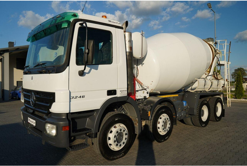 Mercedes-Benz ACTROS 3246 / BETONOMIESZARKA SCHWING STETTER / 8X4 / EPS + SPRZ - Camion malaxeur: photos 4 Mercedes-Benz ACTROS 3246 / BETONOMIESZARKA SCHWING STETTER / 8X4 / EPS + SPRZ - Camion malaxeur: photos 4
