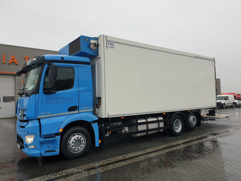 Mercedes-Benz ANTOS 2540 REFRIGERATOR + LIFT + SIDE DOOR - Camion frigorifique: photos 2 Mercedes-Benz ANTOS 2540 REFRIGERATOR + LIFT + SIDE DOOR - Camion frigorifique: photos 2