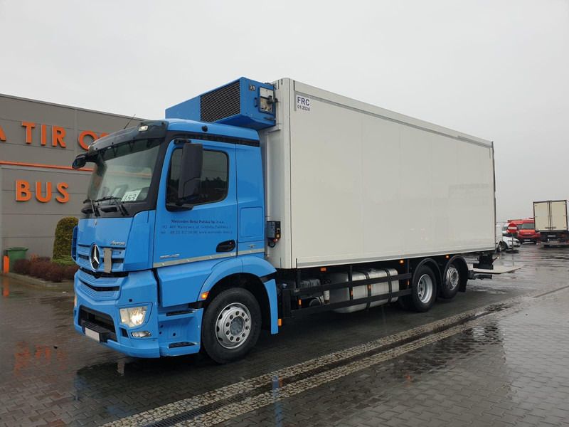 Mercedes-Benz ANTOS 2540 REFRIGERATOR + LIFT + SIDE DOOR - Camion frigorifique: photos 1 Mercedes-Benz ANTOS 2540 REFRIGERATOR + LIFT + SIDE DOOR - Camion frigorifique: photos 1