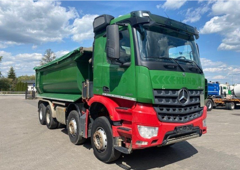 Mercedes-Benz AROCS 4145 - Camion benne: photos 2 Mercedes-Benz AROCS 4145 - Camion benne: photos 2