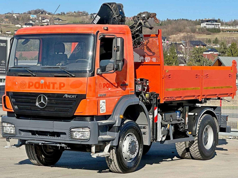 Mercedes-Benz AXOR 1829 * HIAB 1111 HIDUO + FUNK * TOP * 4x4 - Camion benne, Camion grue: photos 3 Mercedes-Benz AXOR 1829 * HIAB 1111 HIDUO + FUNK * TOP * 4x4 - Camion benne, Camion grue: photos 3