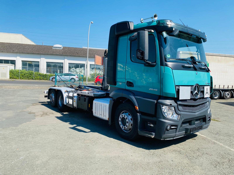 Mercedes-Benz Actros 2545 Meileraufbau GUTER ZUSTAND - Camion plateau, Camion grue: photos 2 Mercedes-Benz Actros 2545 Meileraufbau GUTER ZUSTAND - Camion plateau, Camion grue: photos 2