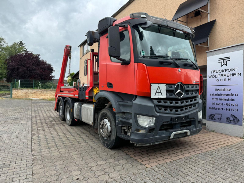 Mercedes-Benz Arocs 2536 BL 6x2/Funkfernbe./VDL-ASK 18 TK - Camion porte-conteneur/ Caisse mobile, Camion grue: photos 1 Mercedes-Benz Arocs 2536 BL 6x2/Funkfernbe./VDL-ASK 18 TK - Camion porte-conteneur/ Caisse mobile, Camion grue: photos 1