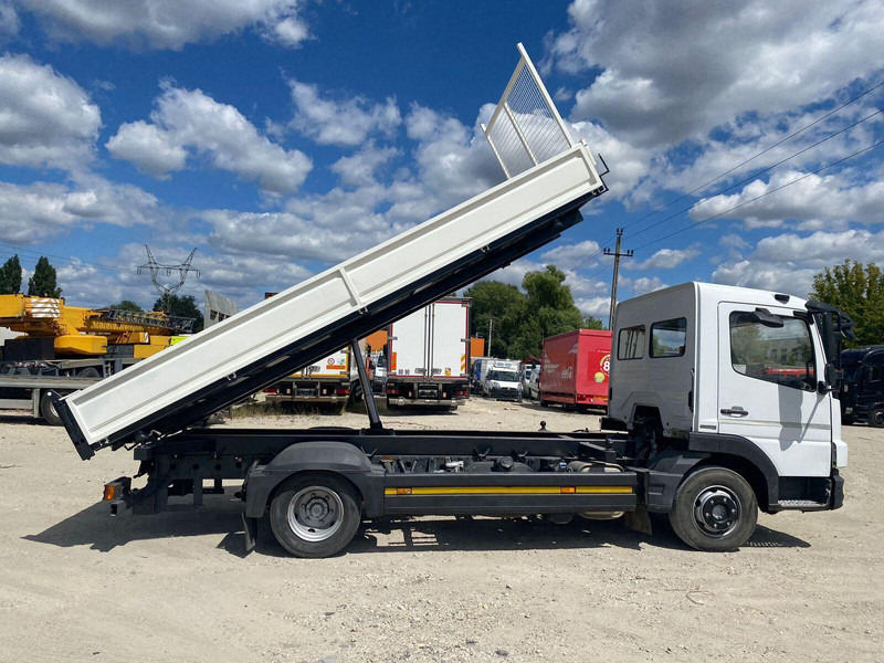 Mercedes-Benz Atego 818 - 3 sided tipper - Camion benne: photos 4 Mercedes-Benz Atego 818 - 3 sided tipper - Camion benne: photos 4