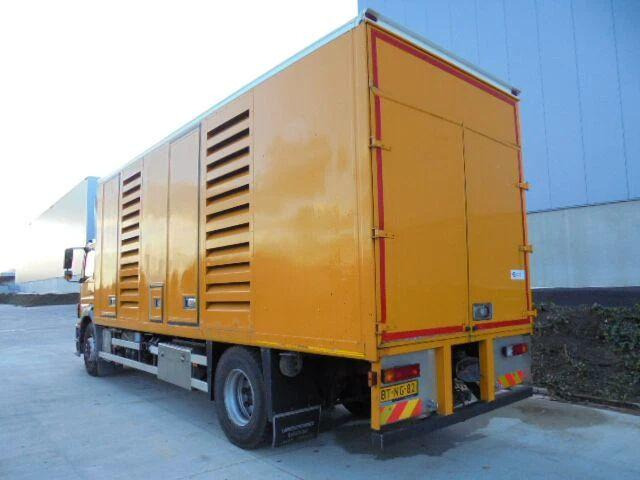 Mercedes-Benz Axor 1829 - Vacuum truck - Camion hydrocureur: photos 5 Mercedes-Benz Axor 1829 - Vacuum truck - Camion hydrocureur: photos 5