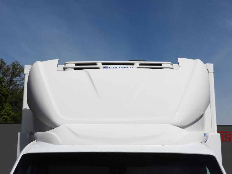 Camion frigorifique Mercedes-Benz SPRINTER 316 CHŁODNIA KONTENER 0*C WINDA 8 PALET TEMPOMAT PNEUMA: photos 16