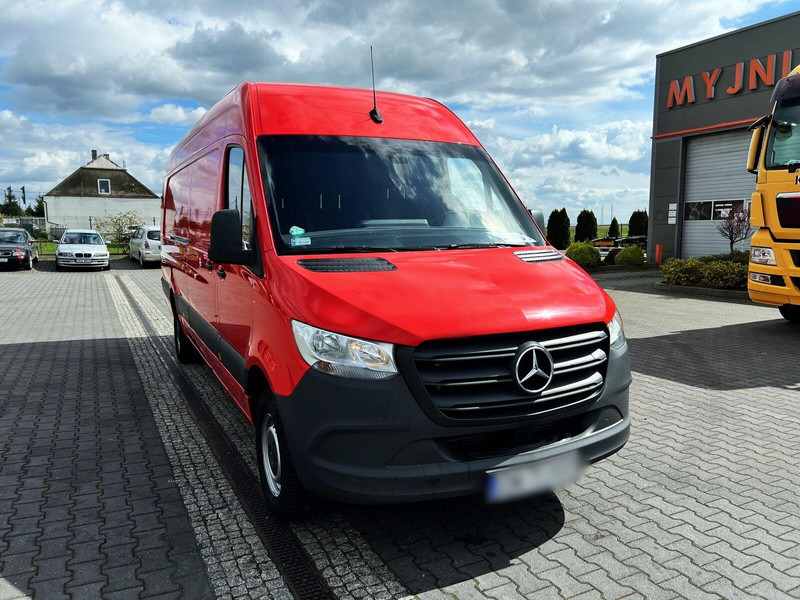 Mercedes-Benz Sprinter 319 CDI V6 L4H2 L5H2 MAXI LONG Automat 1.HAND - Fourgon grand volume: photos 5 Mercedes-Benz Sprinter 319 CDI V6 L4H2 L5H2 MAXI LONG Automat 1.HAND - Fourgon grand volume: photos 5