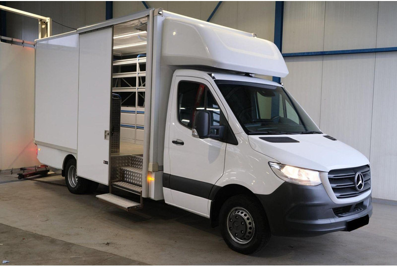 Mercedes-Benz Sprinter 516 Koffer Service truck - Camion magasin: photos 3 Mercedes-Benz Sprinter 516 Koffer Service truck - Camion magasin: photos 3