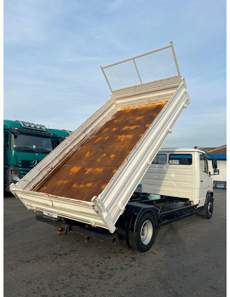 Mercedes-Benz Vario 816 816/AHK/ Blatt-Blatt /Radstand 4250mm - Camion benne: photos 4 Mercedes-Benz Vario 816 816/AHK/ Blatt-Blatt /Radstand 4250mm - Camion benne: photos 4