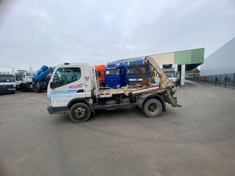 Mitsubishi Fuso FE 85 Meier-Ratio PAK 4 V - Camion multibenne: photos 5 Mitsubishi Fuso FE 85 Meier-Ratio PAK 4 V - Camion multibenne: photos 5