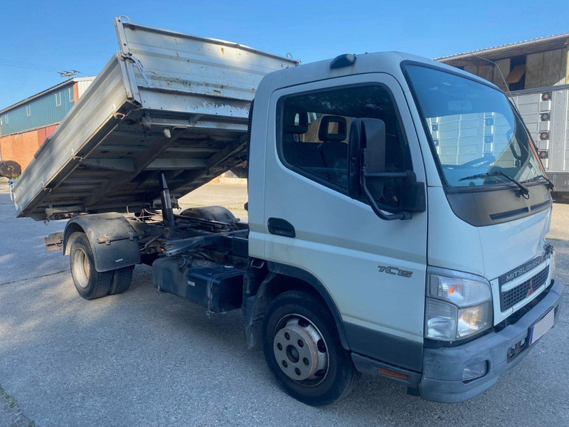 Mitsubishi Fuso FE85 3 way Meiller tipper - Camion benne: photos 4 Mitsubishi Fuso FE85 3 way Meiller tipper - Camion benne: photos 4