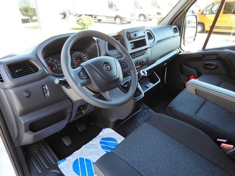 Opel MOVANO PLANDEKA WINDA 9 PALET WEBASTO TEMPOMAT LEDY PNEUMATYKA - Utilitaire plateau baché: photos 2 Opel MOVANO PLANDEKA WINDA 9 PALET WEBASTO TEMPOMAT LEDY PNEUMATYKA - Utilitaire plateau baché: photos 2