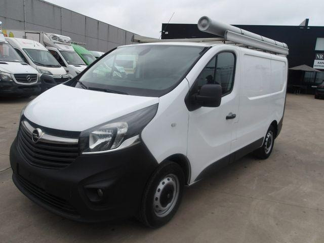 Opel Vivaro - Fourgon utilitaire: photos 1 Opel Vivaro - Fourgon utilitaire: photos 1