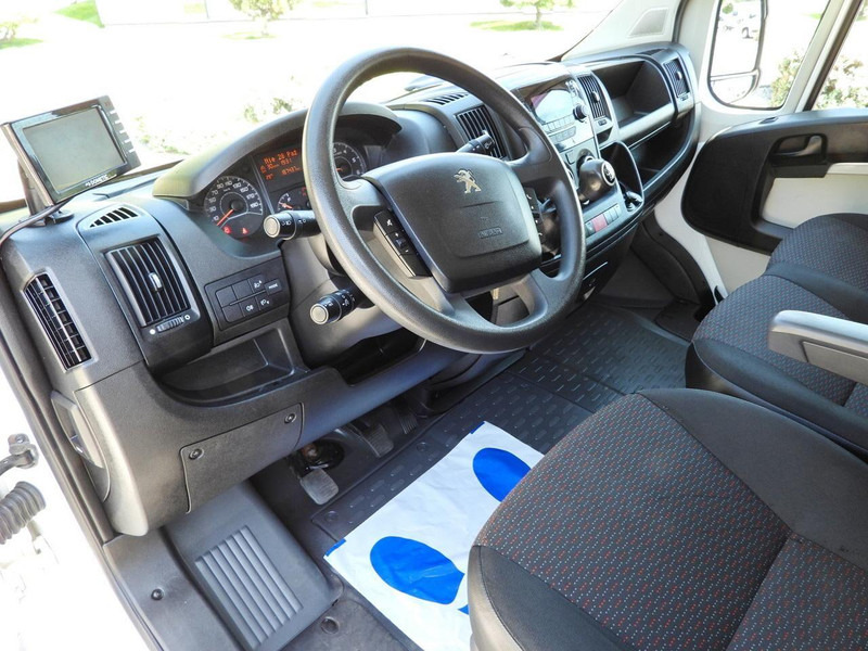 Peugeot BOXER KONTENER WINDA 8 PALET TEMPOMAT KLIMATYZACJA 130KM [ K249 - Fourgon grand volume: photos 2 Peugeot BOXER KONTENER WINDA 8 PALET TEMPOMAT KLIMATYZACJA 130KM [ K249 - Fourgon grand volume: photos 2