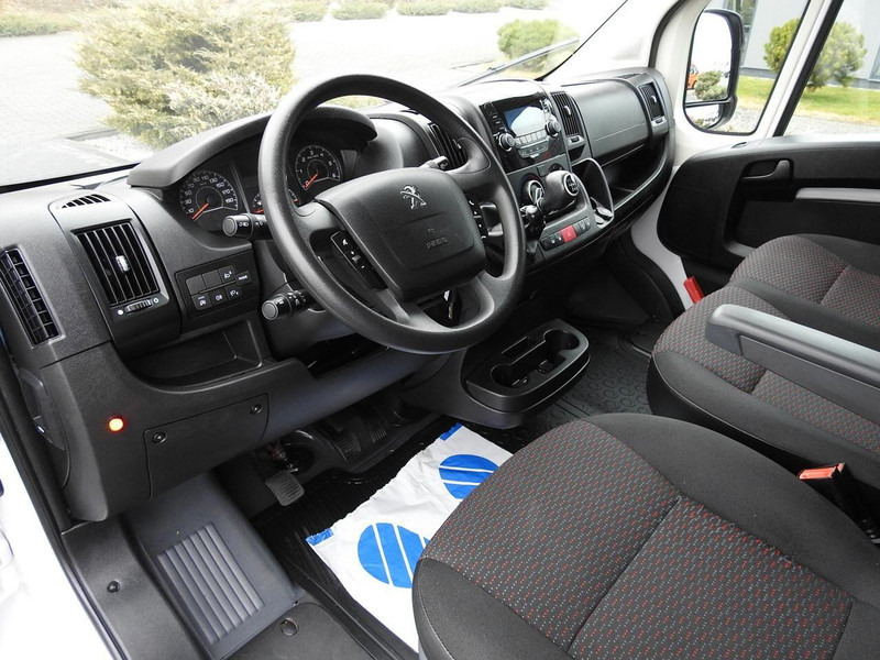 Peugeot BOXER KONTENER WINDA 8 PALET TEMPOMAT KLIMATYZACJA 140KM [ V050 - Fourgon grand volume: photos 2 Peugeot BOXER KONTENER WINDA 8 PALET TEMPOMAT KLIMATYZACJA 140KM [ V050 - Fourgon grand volume: photos 2