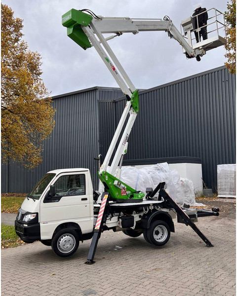 Piaggio Porter Maxxi COMET E50-2007 12 m - Camion avec nacelle: photos 3 Piaggio Porter Maxxi COMET E50-2007 12 m - Camion avec nacelle: photos 3