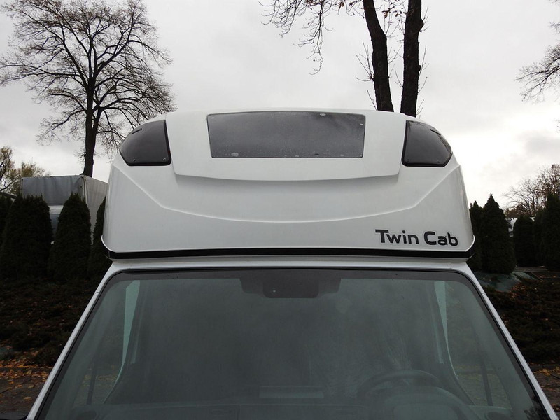 Utilitaire plateau baché Renault MASTER PLANDEKA 8 PALET TEMPOMAT KLIMATYZACJA LEDY 165KM [ 1416: photos 15 Utilitaire plateau baché Renault MASTER PLANDEKA 8 PALET TEMPOMAT KLIMATYZACJA LEDY 165KM [ 1416: photos 15