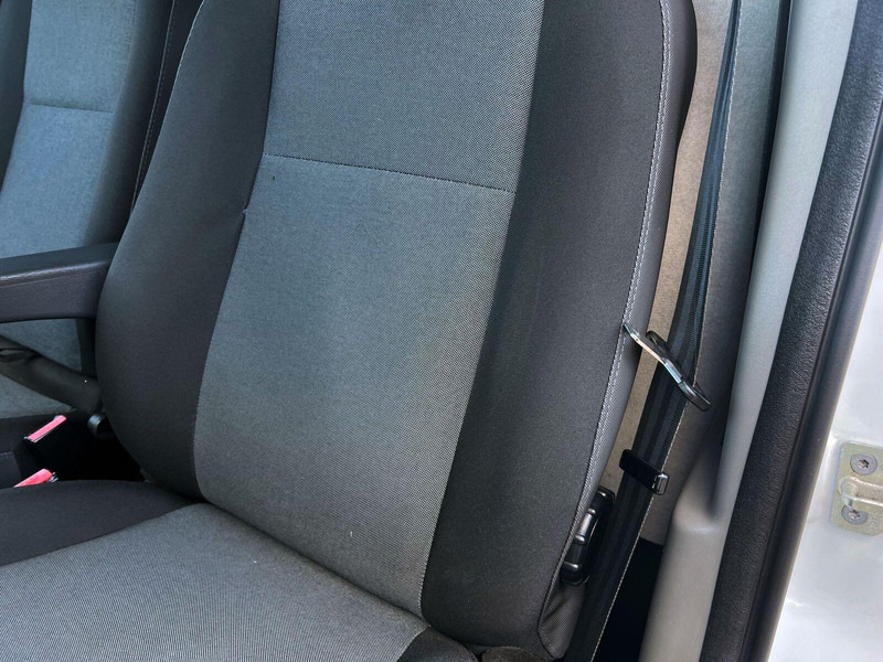 Renault Master 130 DCI L3H2 - crédit-bail Renault Master 130 DCI L3H2: photos 17 Renault Master 130 DCI L3H2 - crédit-bail Renault Master 130 DCI L3H2: photos 17