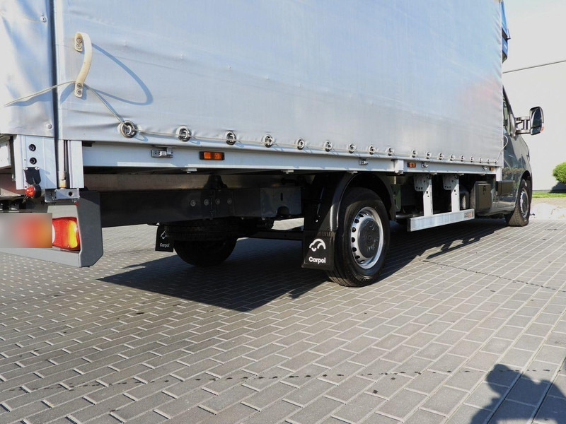 Utilitaire plateau baché Renault Master: photos 17 Utilitaire plateau baché Renault Master: photos 17