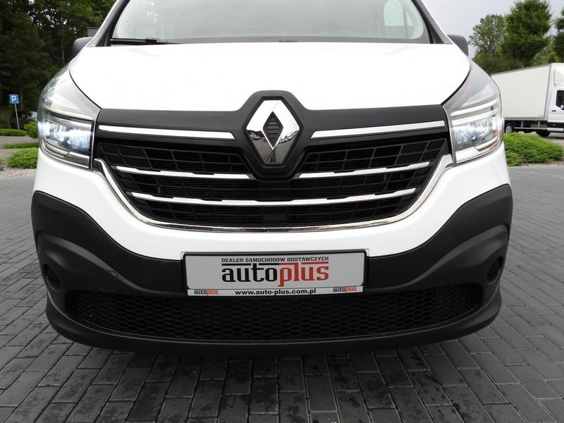 Utilitaire frigorifique Renault TRAFIC FURGON CHŁODNIA -5*C ZASILANIE 230V TEMPOMAT LEDY KLIMAT: photos 14 Utilitaire frigorifique Renault TRAFIC FURGON CHŁODNIA -5*C ZASILANIE 230V TEMPOMAT LEDY KLIMAT: photos 14